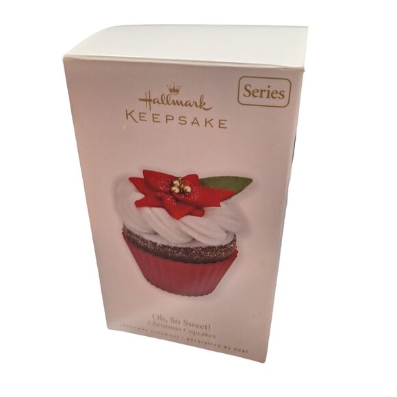 Hallmark Keepsake Oh So Sweet Christmas Cupcake Ornament 2010 Series Felt Glitte - Picture 6 of 6